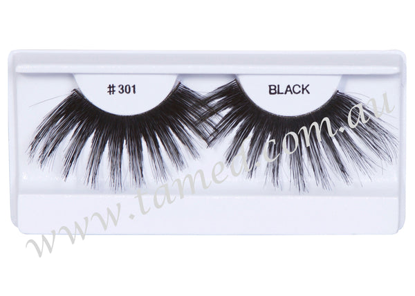 #301 La Charme Eyelashes