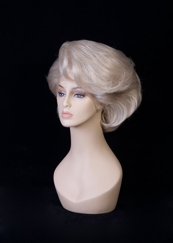 PRE STYLED WIG 10