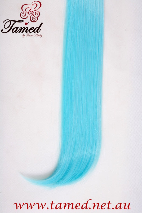 LIGHT BLUE - DELUXE SYNTHETIC WEFT - Tamed wigs and makeup
