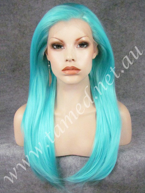 ALYSSA SEA MIST - Tamed wigs and makeup - 1