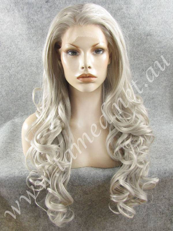 KIM TITANIUM - Tamed wigs and makeup - 1