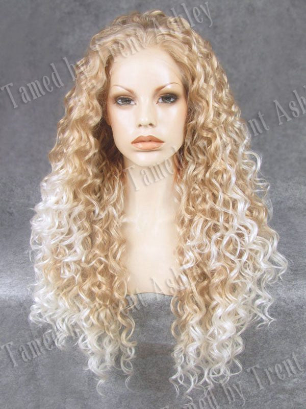 DIANNA BLONDE FROST - Tamed wigs and makeup