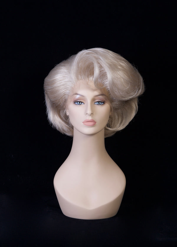 PRE STYLED WIG 10
