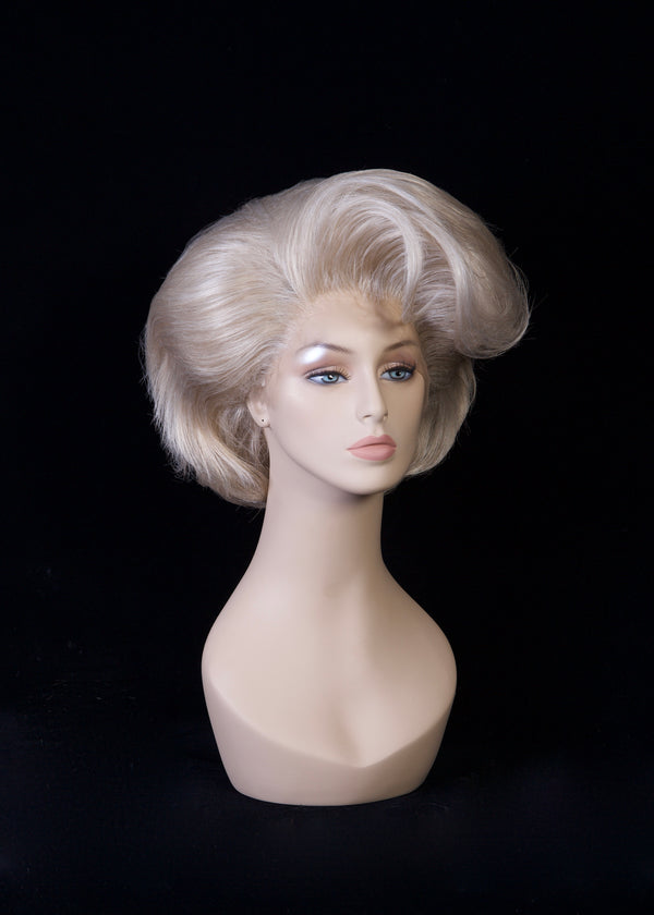 PRE STYLED WIG 10