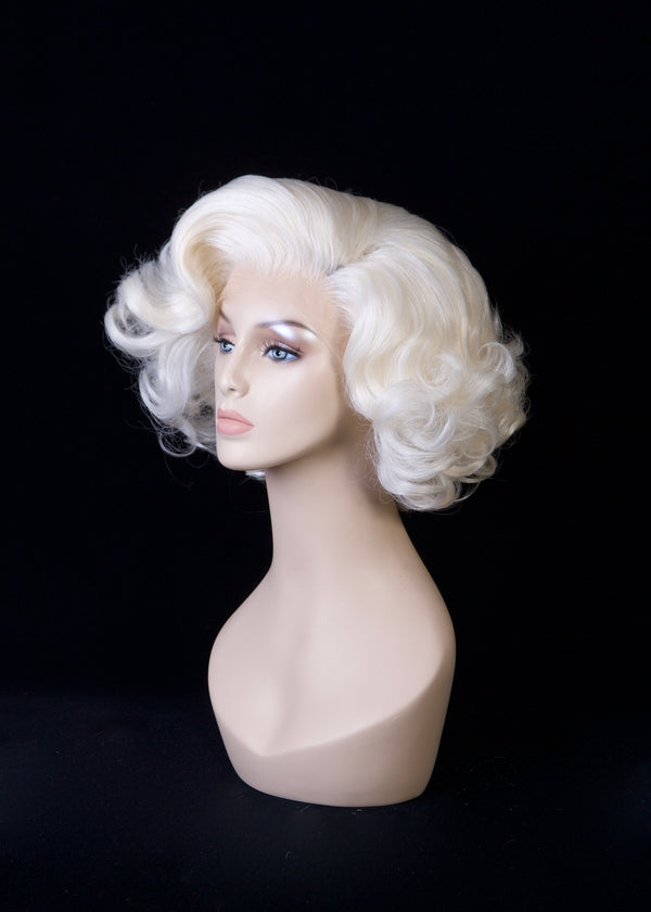 PRE STYLED WIG 15