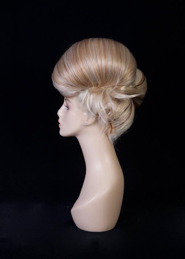 PRE STYLED WIG 21
