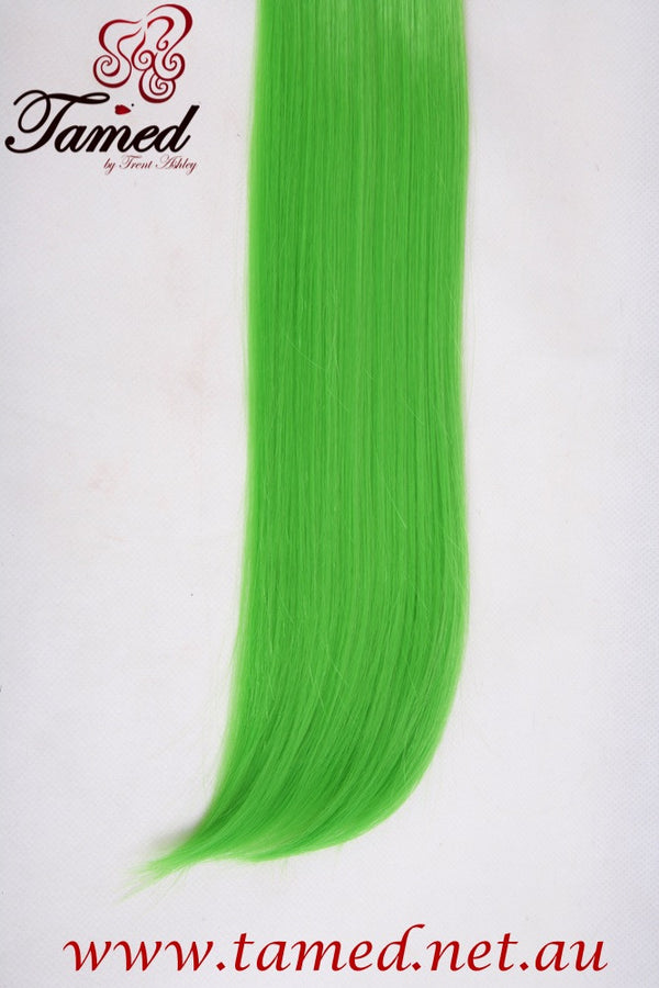 LIGHT GREEN - DELUXE SYNTHETIC WEFT - Tamed wigs and makeup